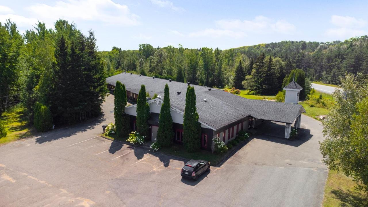 Auberge Pique Nique Shawinigan Luaran gambar